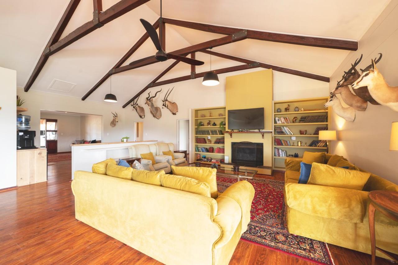 Ufumene Game Lodge Alicedale ภายนอก รูปภาพ