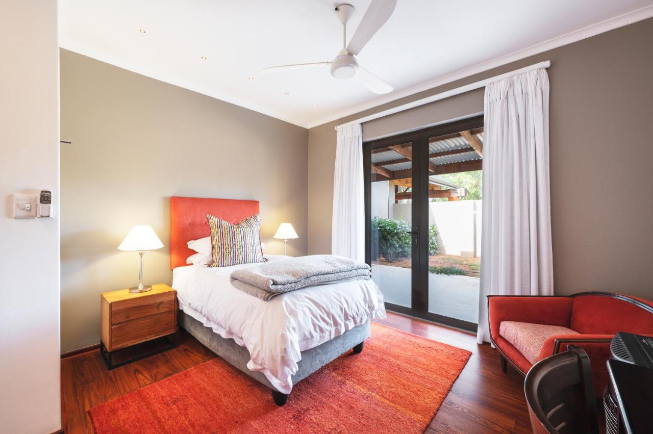 Ufumene Game Lodge Alicedale ภายนอก รูปภาพ